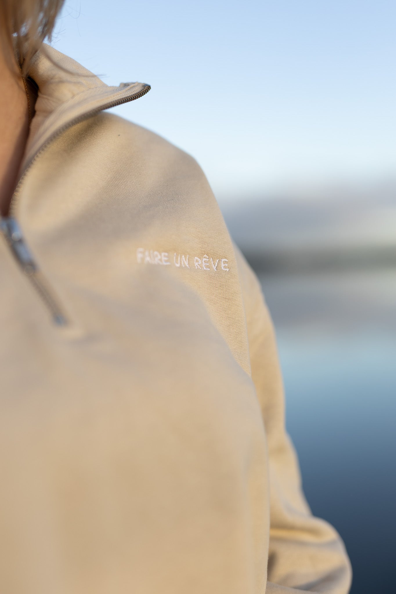FAIRE UN REVE Basic ZIP SWEATER  beige